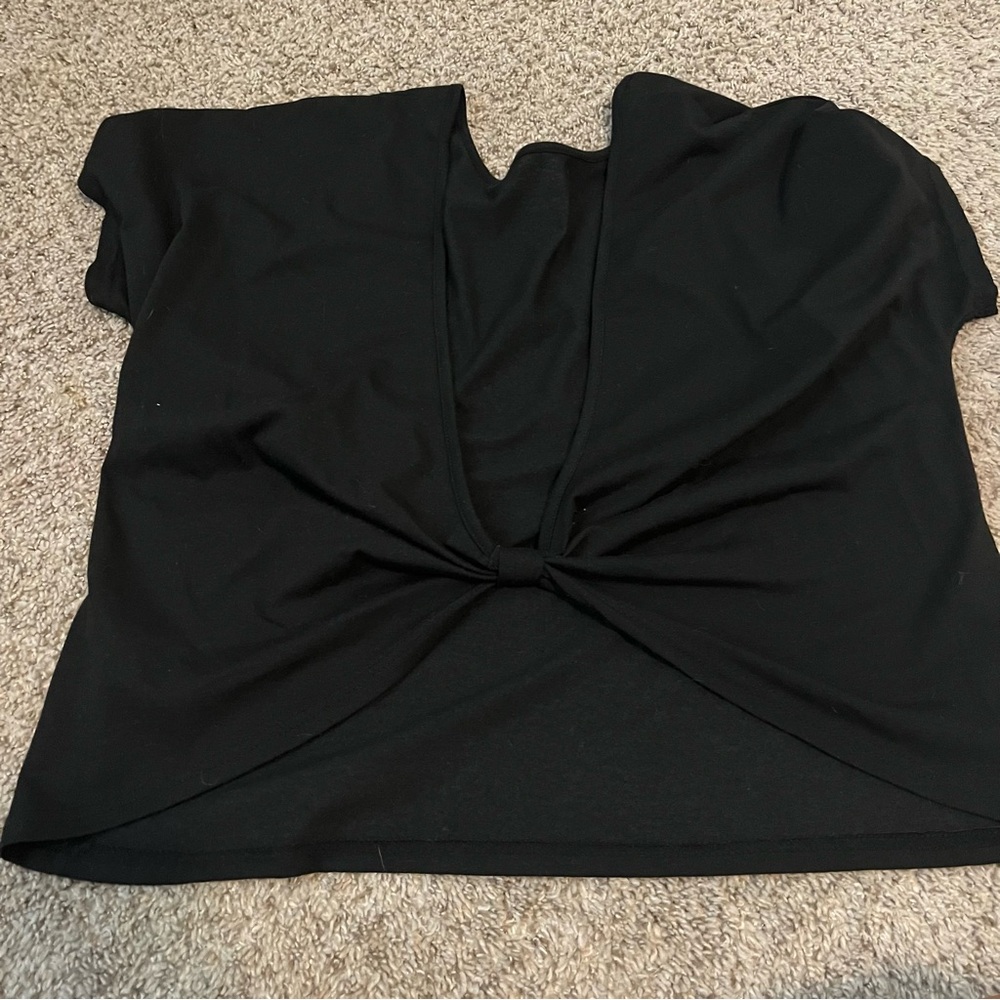 TEE - Picture 2 of 2